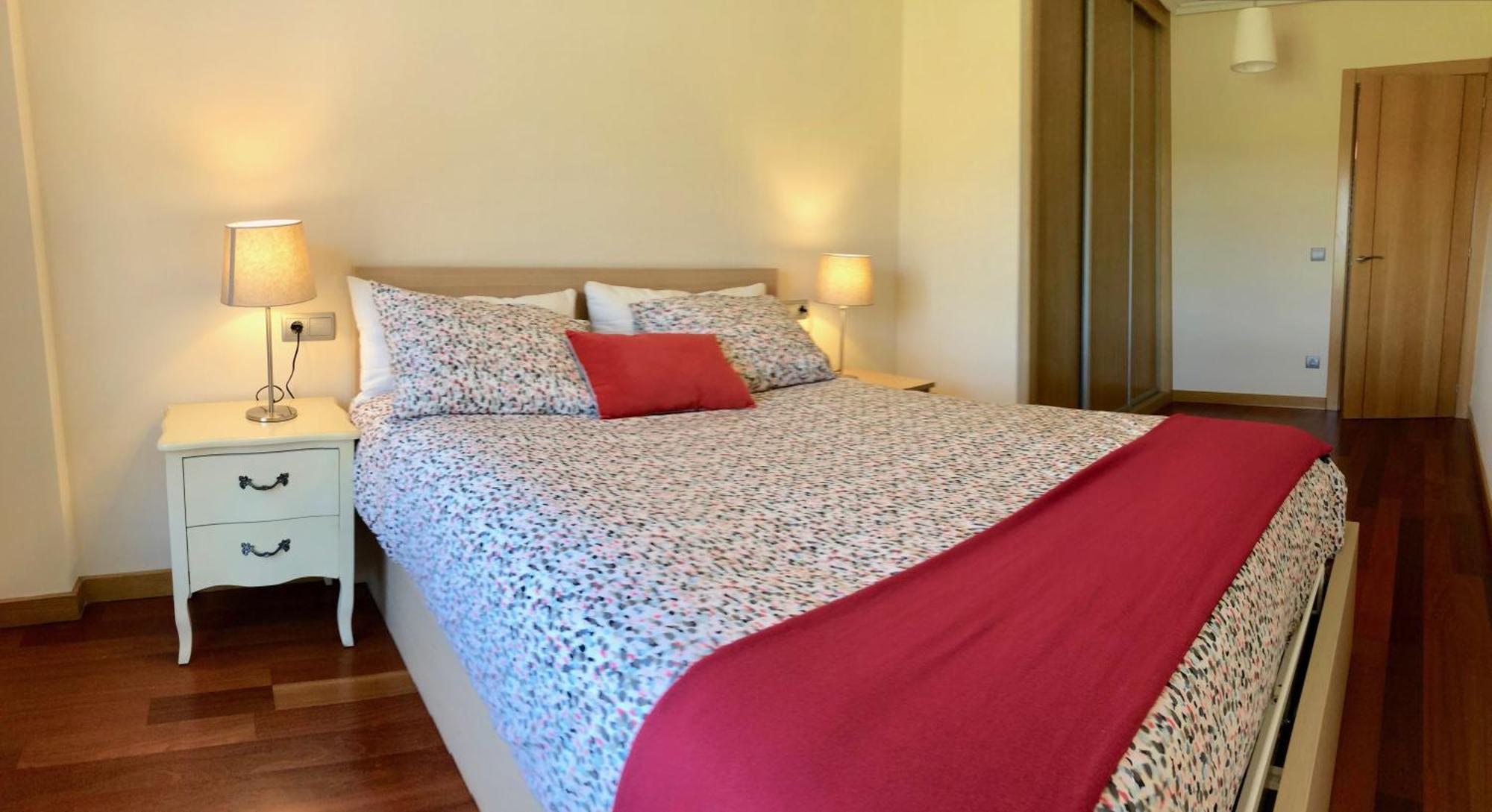 Apartamento Europa Jardin オビエド エクステリア 写真